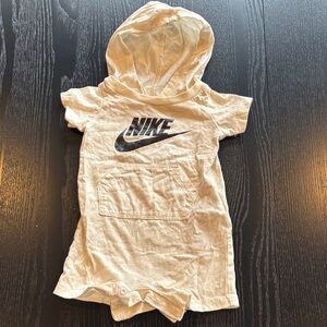 Nike Infant Hooded Romper in Cream